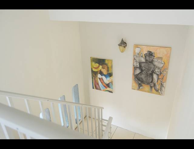 3 BEDROOM TOWNHOUSE FOR SALE IN SCOTTBURGH CENTRAL